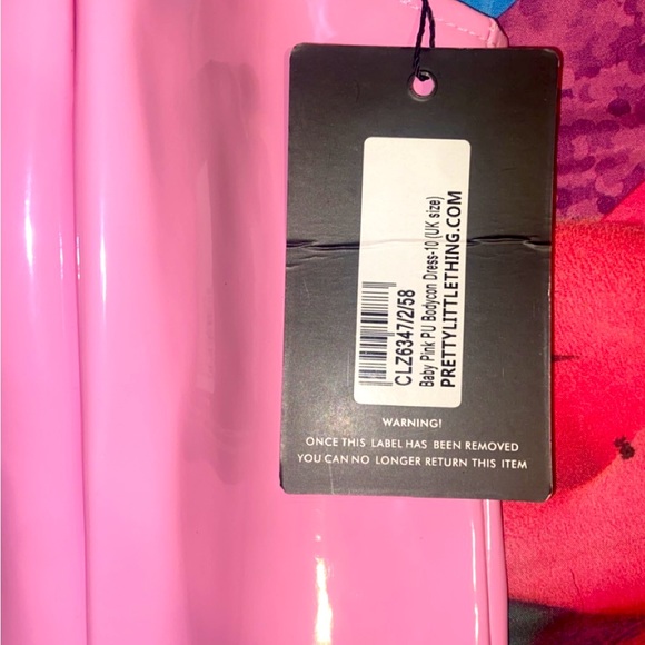 Pretty little thing mini dress . - Picture 2 of 3